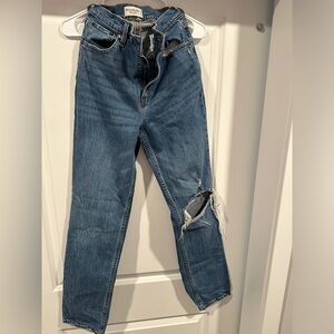 Abercrombie & Fitch   Curve Love Ultra High Rise 90s Straight Jean